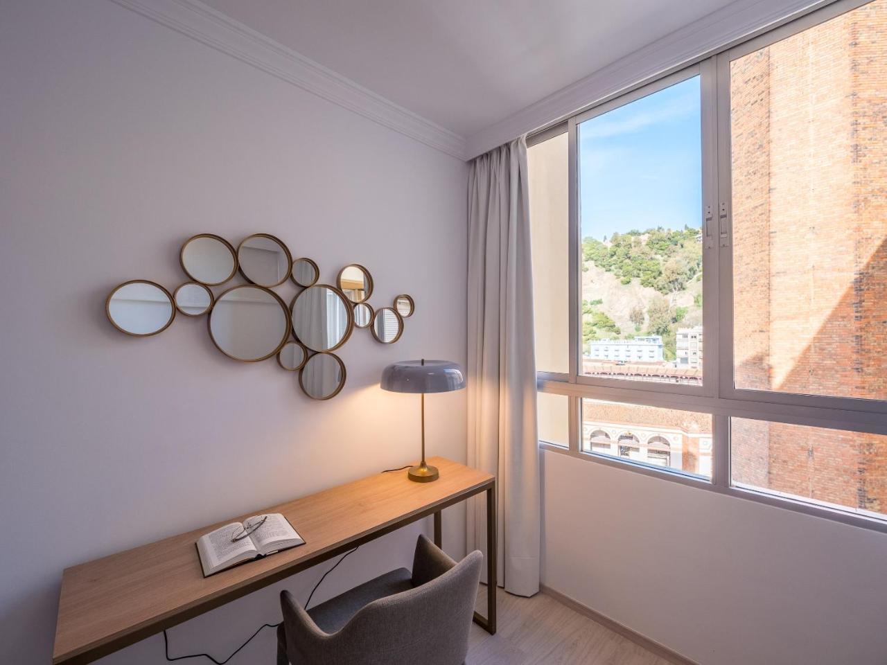 Malagueta Sea View - Premium Apartment マラガ エクステリア 写真